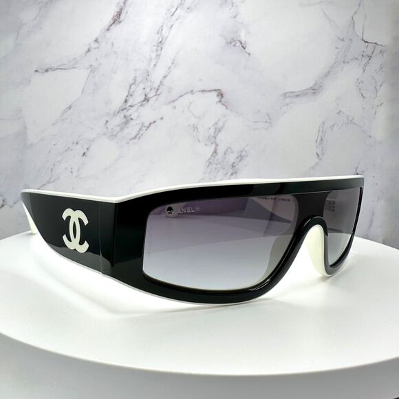 New CHANEL Sunglasses - Picture 14 of 16